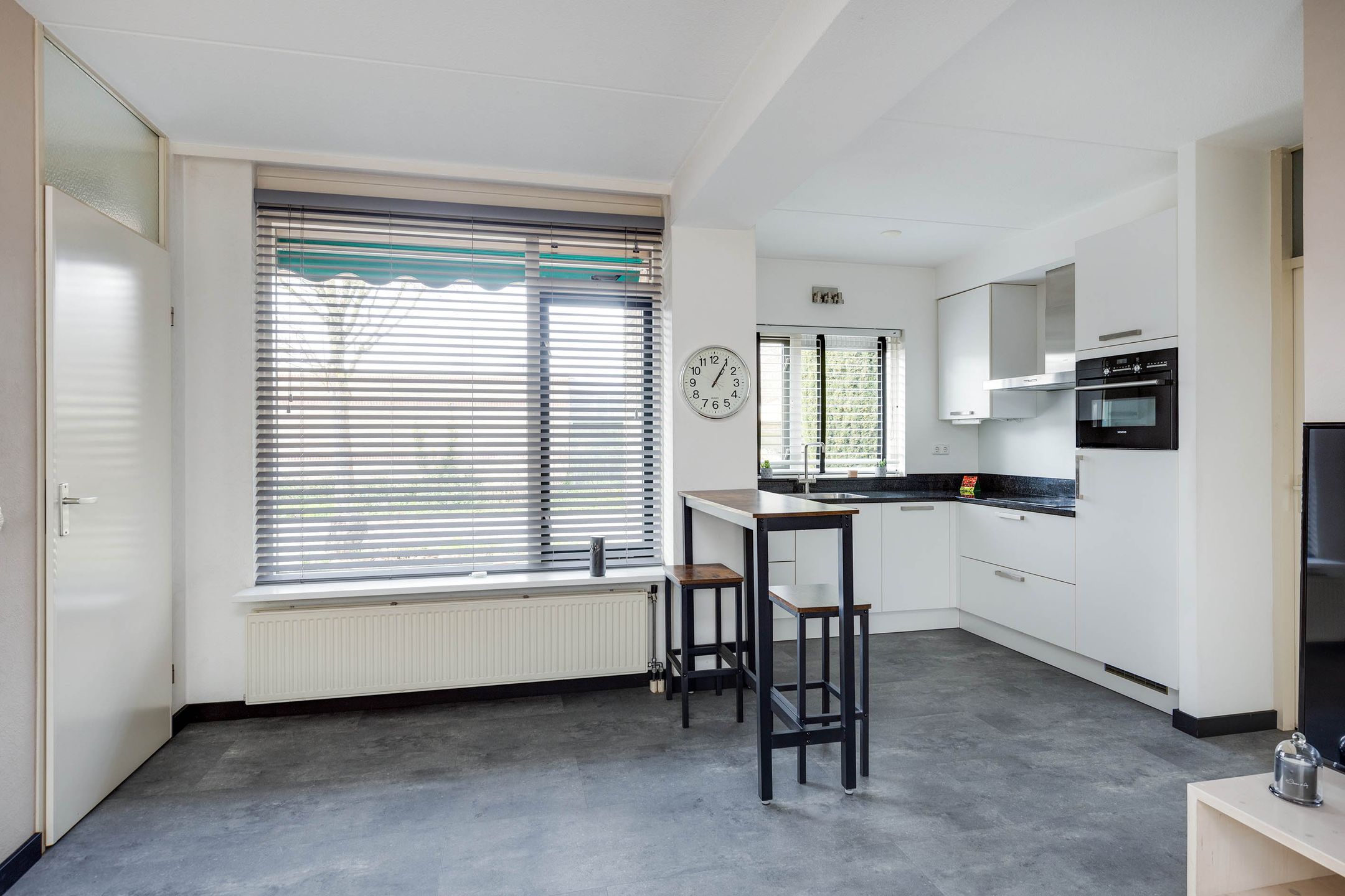 Foto 9 van Bellstraat 4