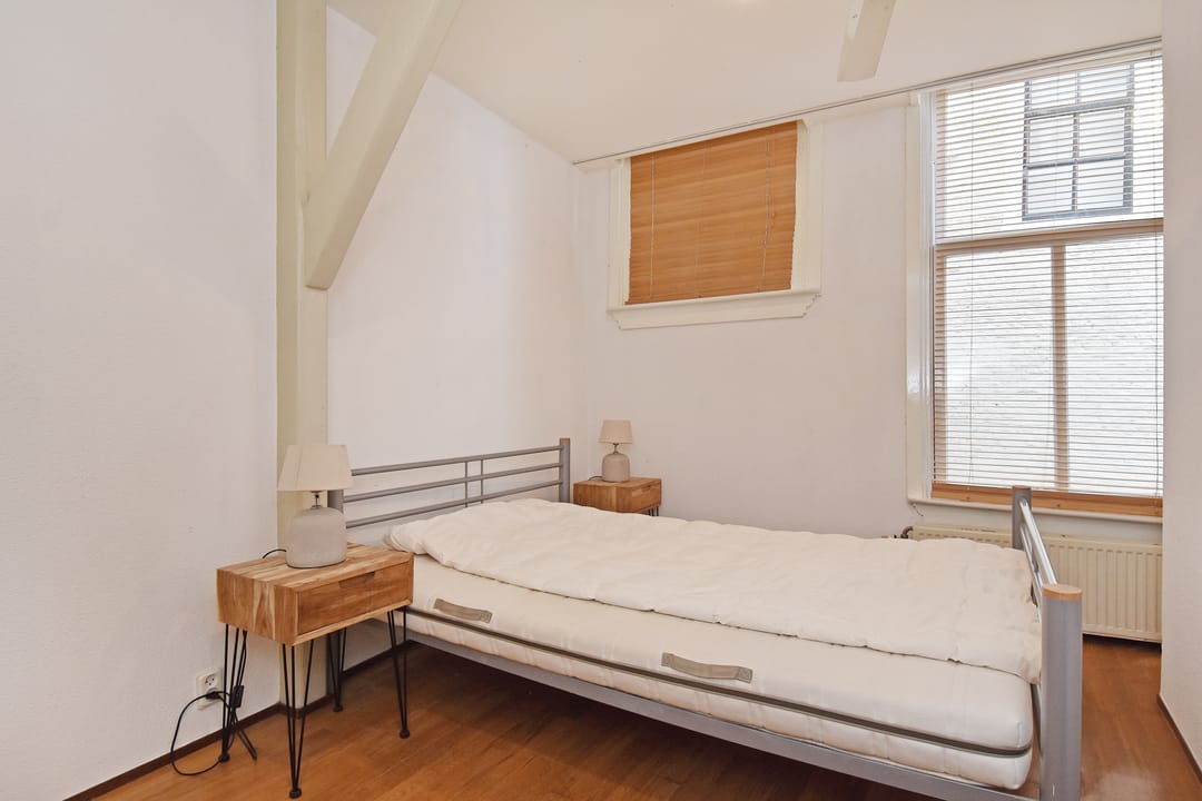 Characteristic upper apartment in Delft city center — 12