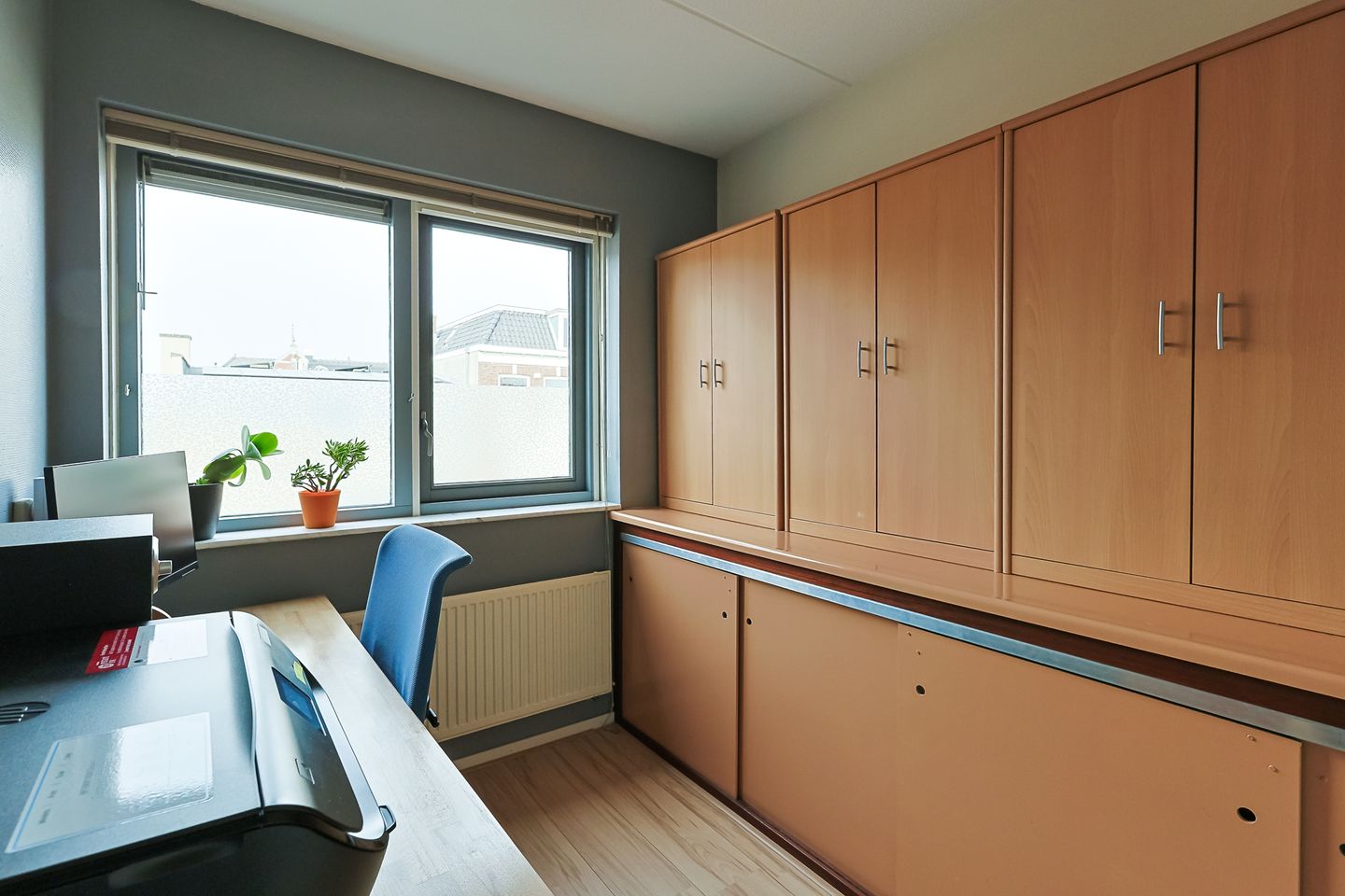 Waterfront End House with Terrace Near Alphen Center — 29