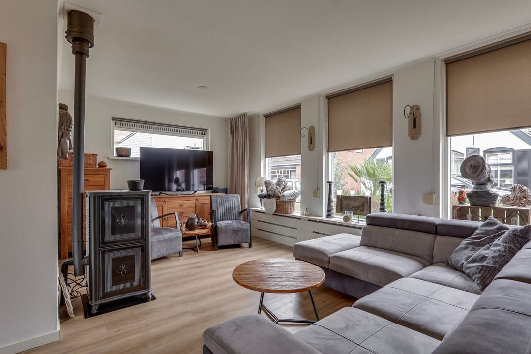 Photo 7 of Bloemstraat 13