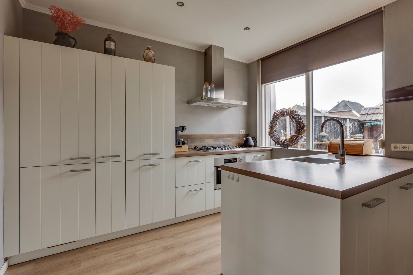 Photo 14 of Bloemstraat 13