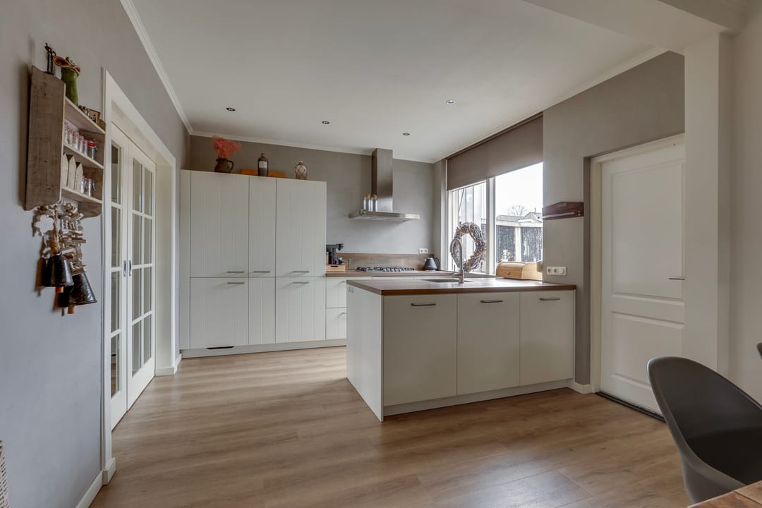 Photo 13 of Bloemstraat 13