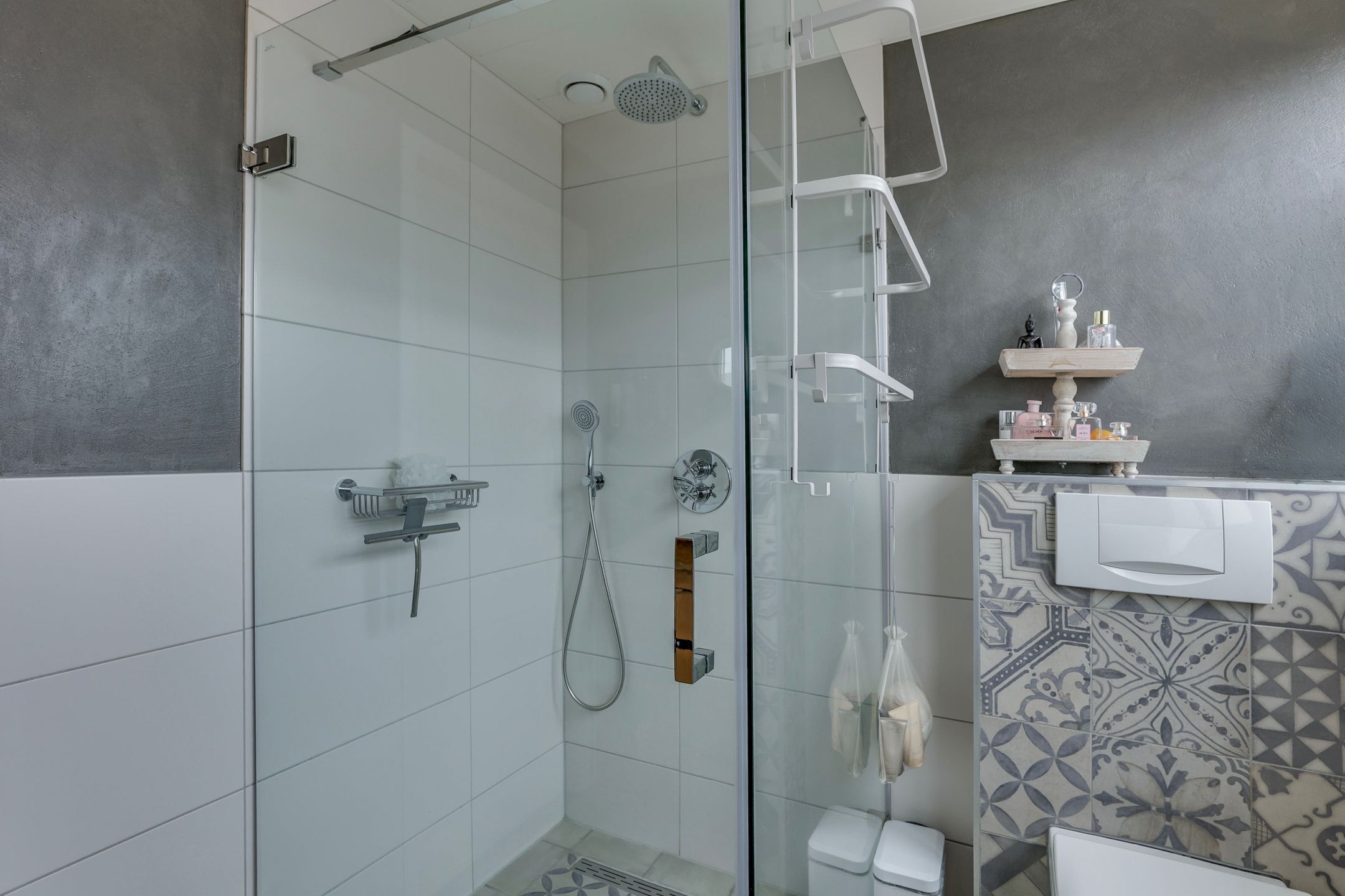 Photo 24 of Bloemstraat 13