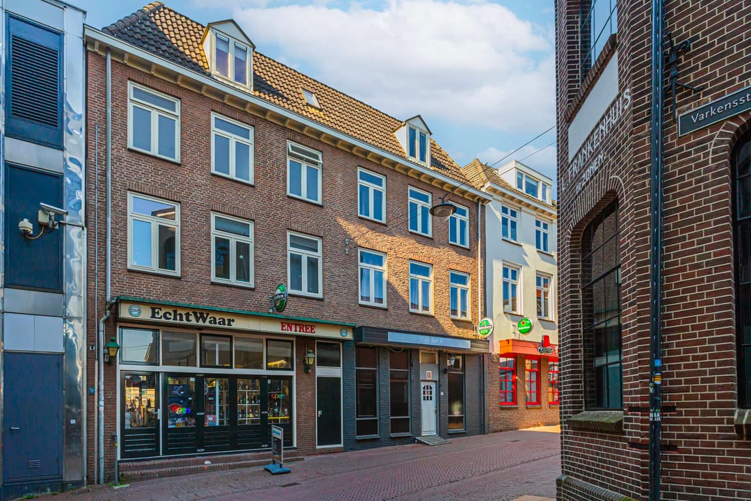 Foto 2 van Nieuwe Plein 8-6