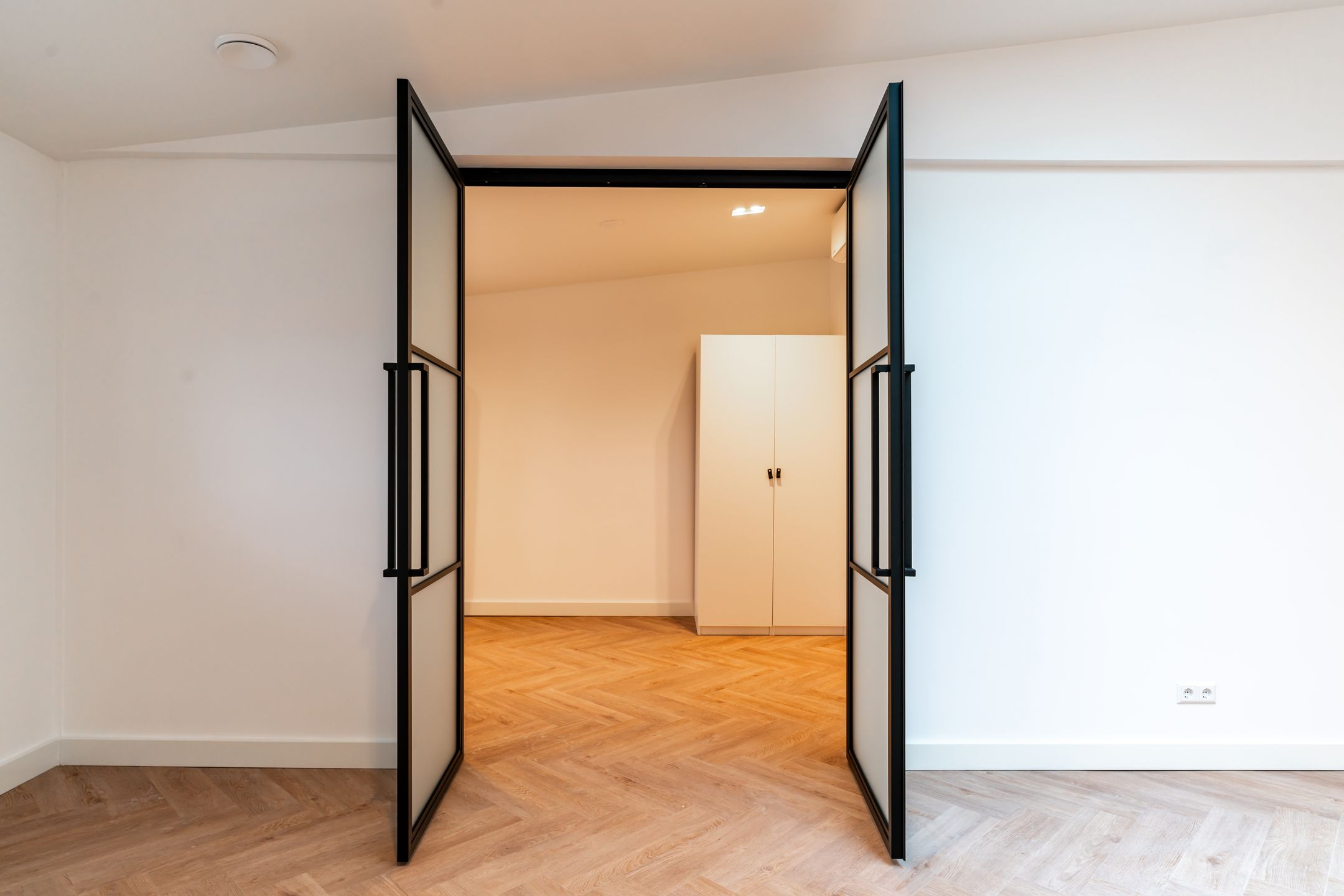 Foto 9 van Van de Spiegelstraat 19-S