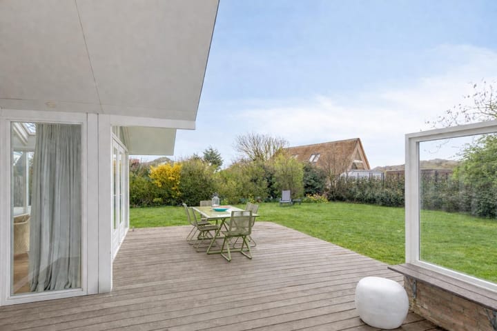 Photo 3 of Branding 27