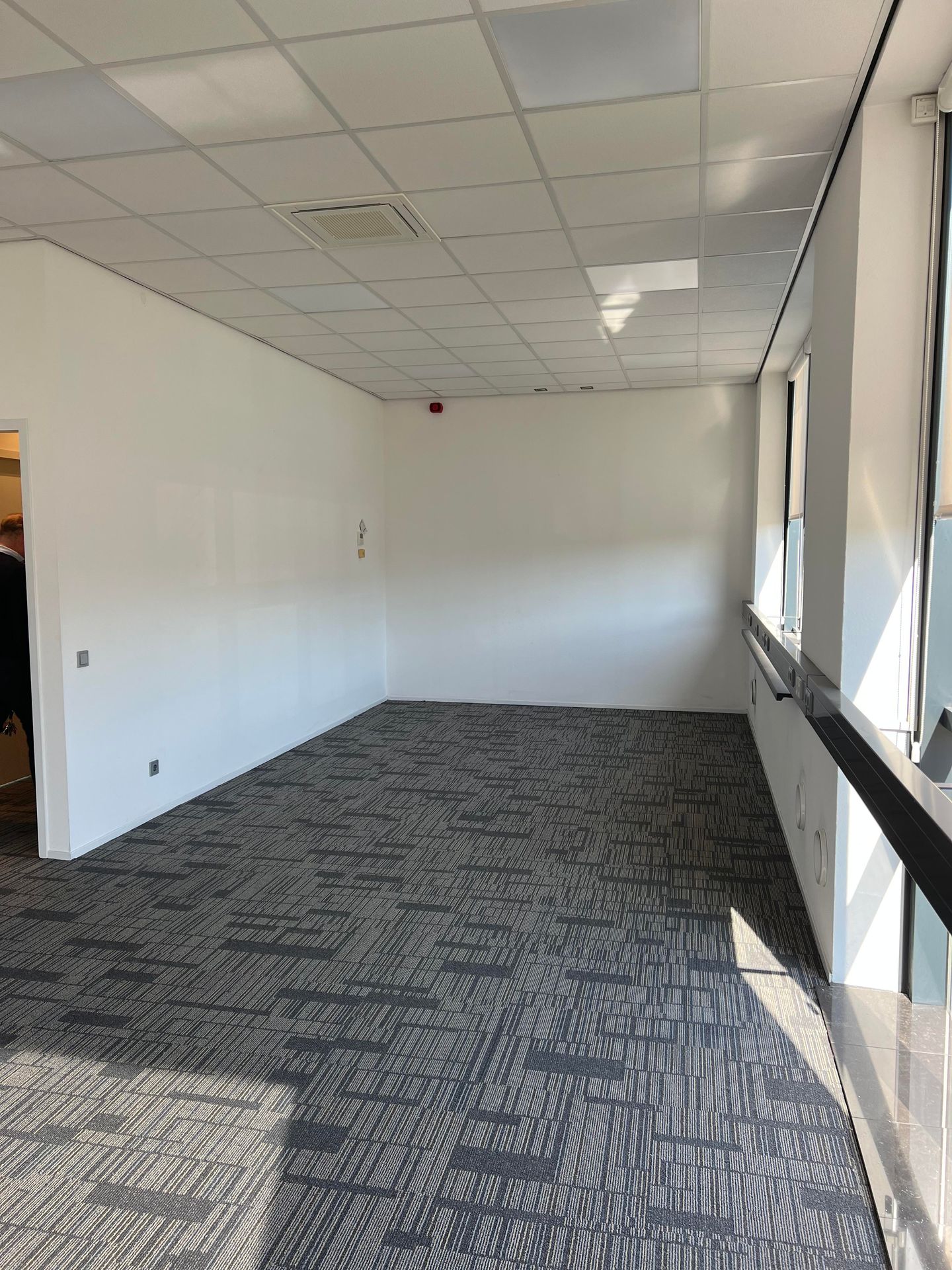 View photo 4 of Maaswijkweg 7