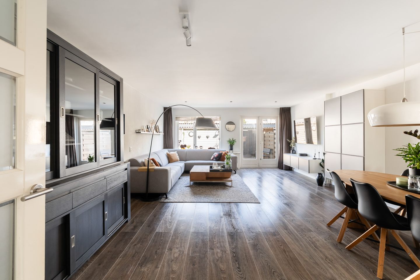 Foto 10 van Afrikalaan 151