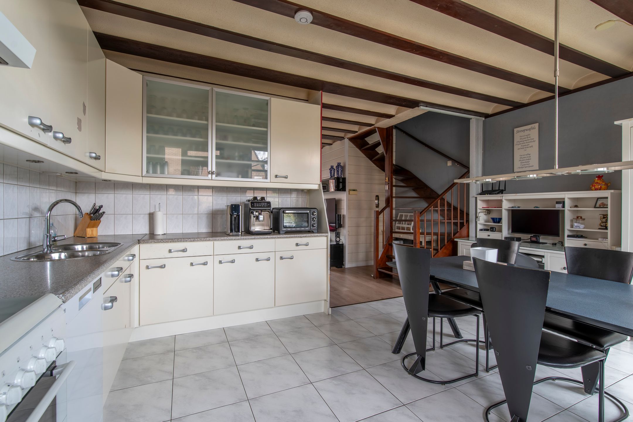 Foto 9 van Karveel 6