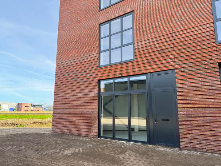 Steur 63, Waddinxveen