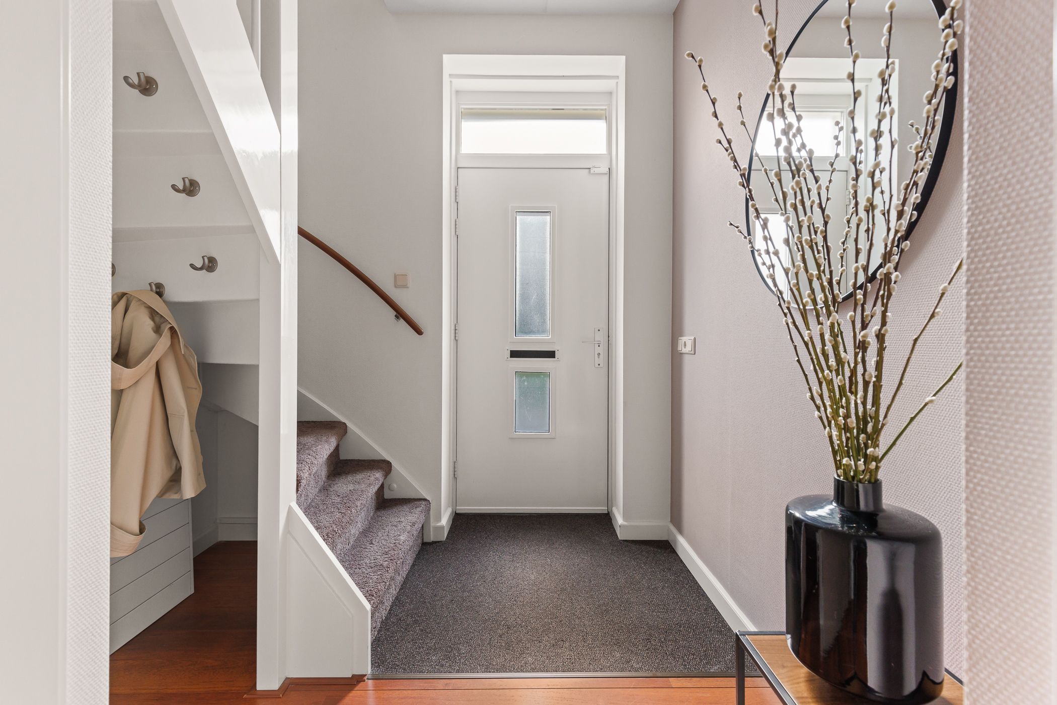 Modern Semi-Detached Villa in a Quiet, Child-Friendly Neighborhood — 48