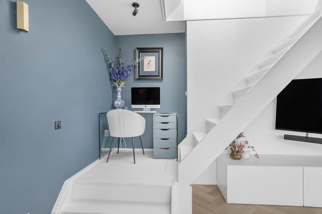 Luxurious Penthouse with Panoramic Views and Private Rooftop Terrace in Haarlem — 22