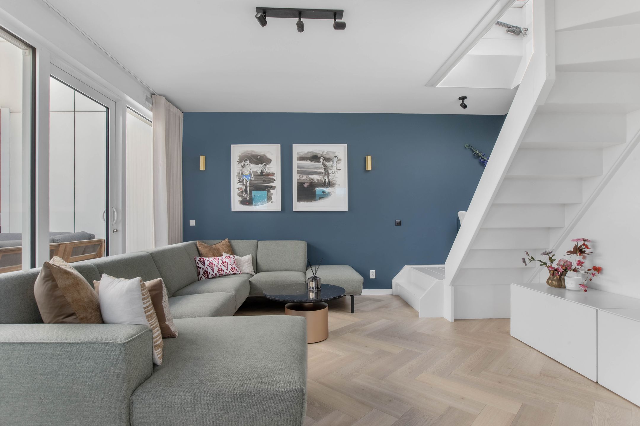 Luxurious Penthouse with Panoramic Views and Private Rooftop Terrace in Haarlem — 20