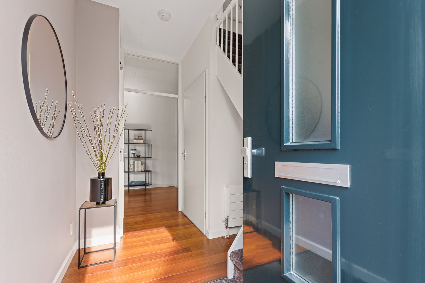 Modern Semi-Detached Villa in a Quiet, Child-Friendly Neighborhood — 50