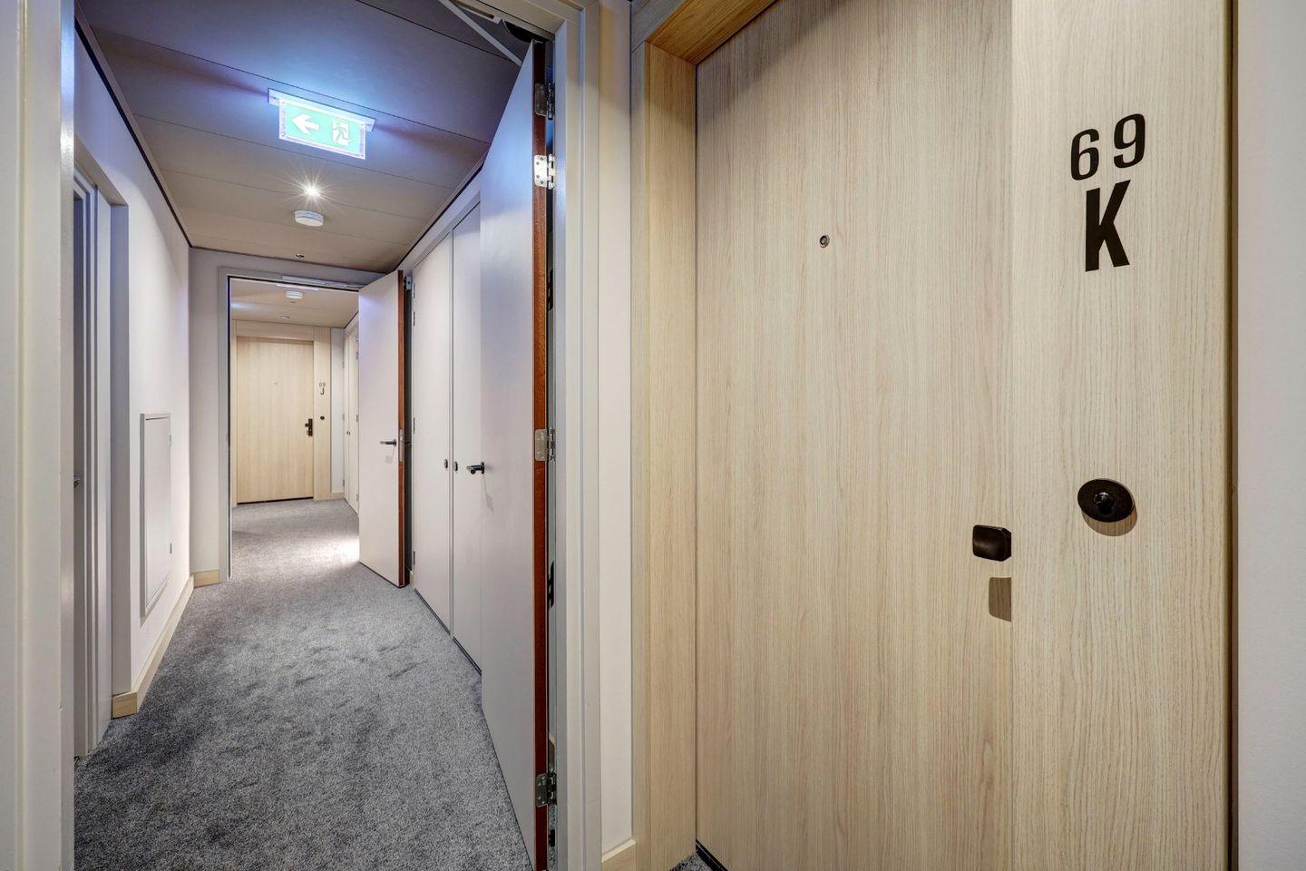 Foto 25 van Rivium 1e straat 69-K