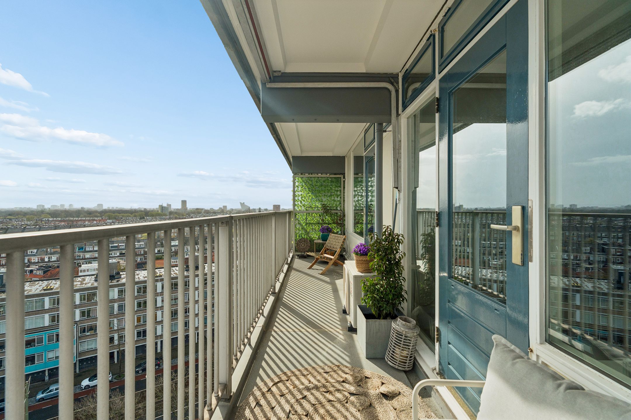 Foto 15 van Volendamlaan 868