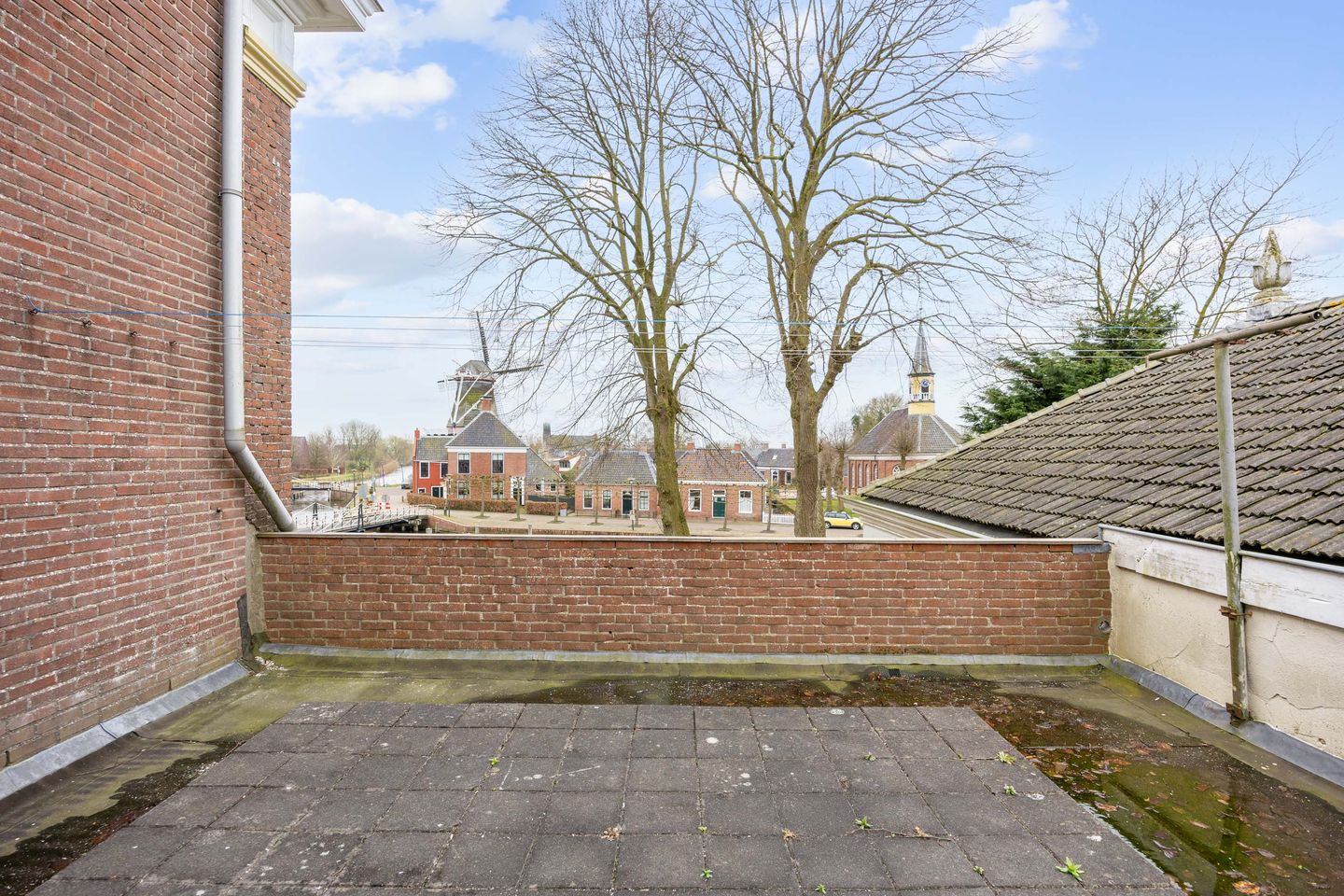 Photo 49 of Middelstumerweg 17