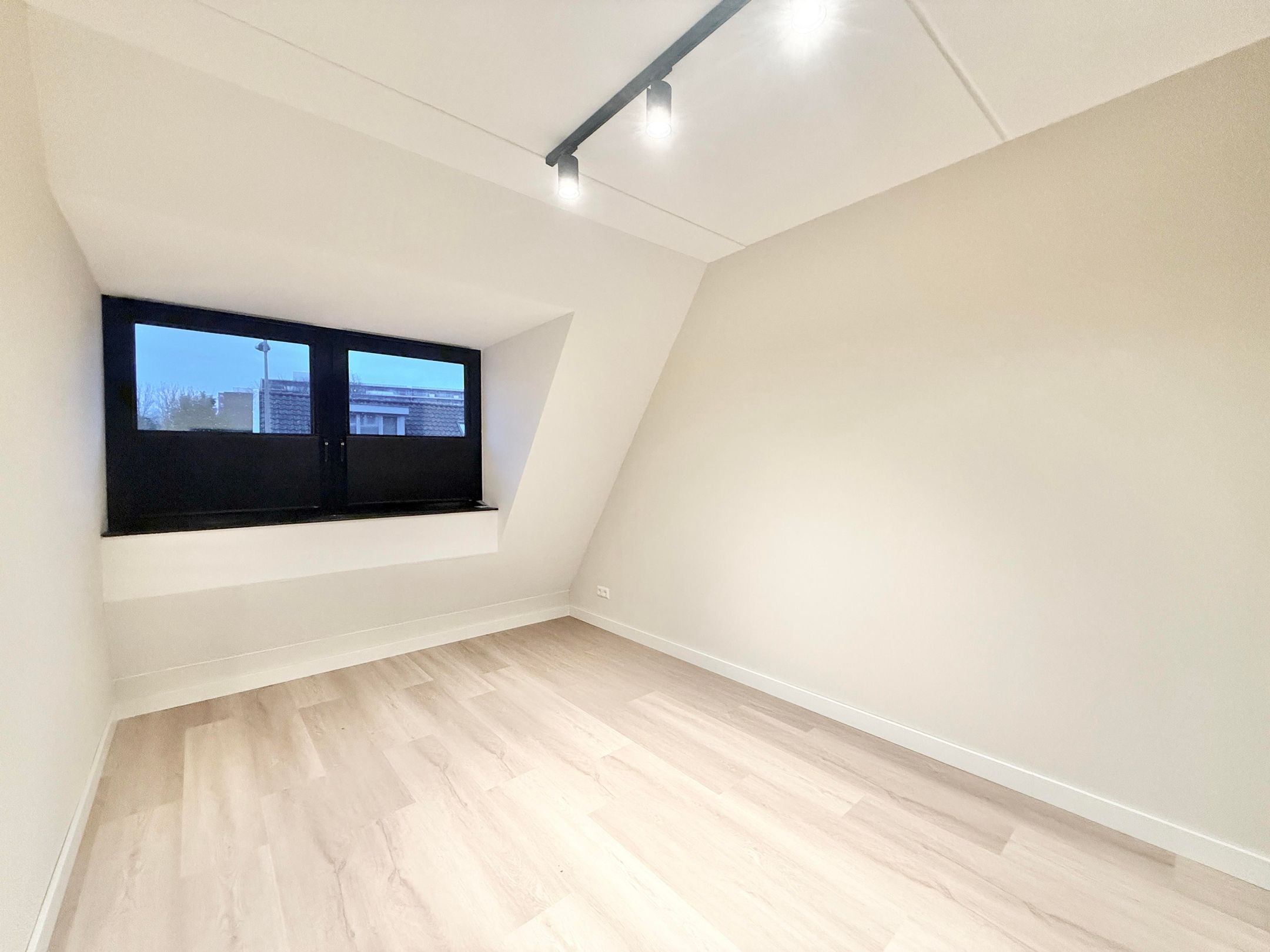 Foto 12 van Kometensingel 88-C