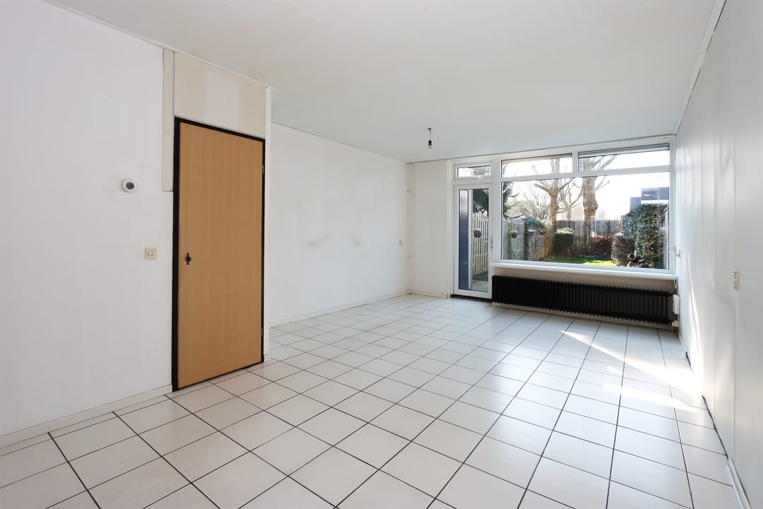 Photo 11 of van de Veldeweg 38