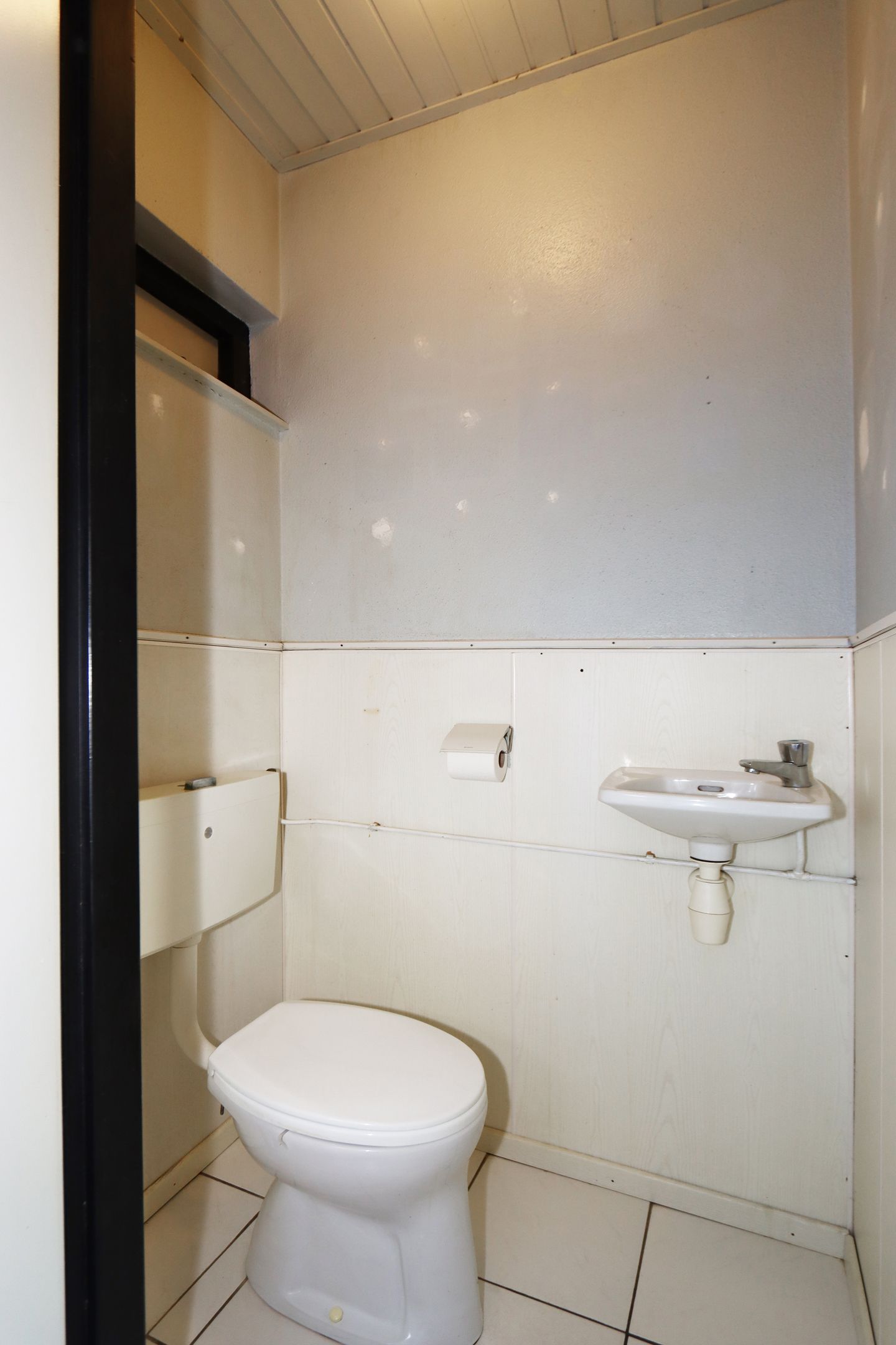 Photo 12 of van de Veldeweg 38