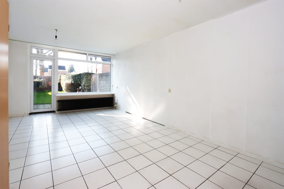 Photo 8 of van de Veldeweg 38