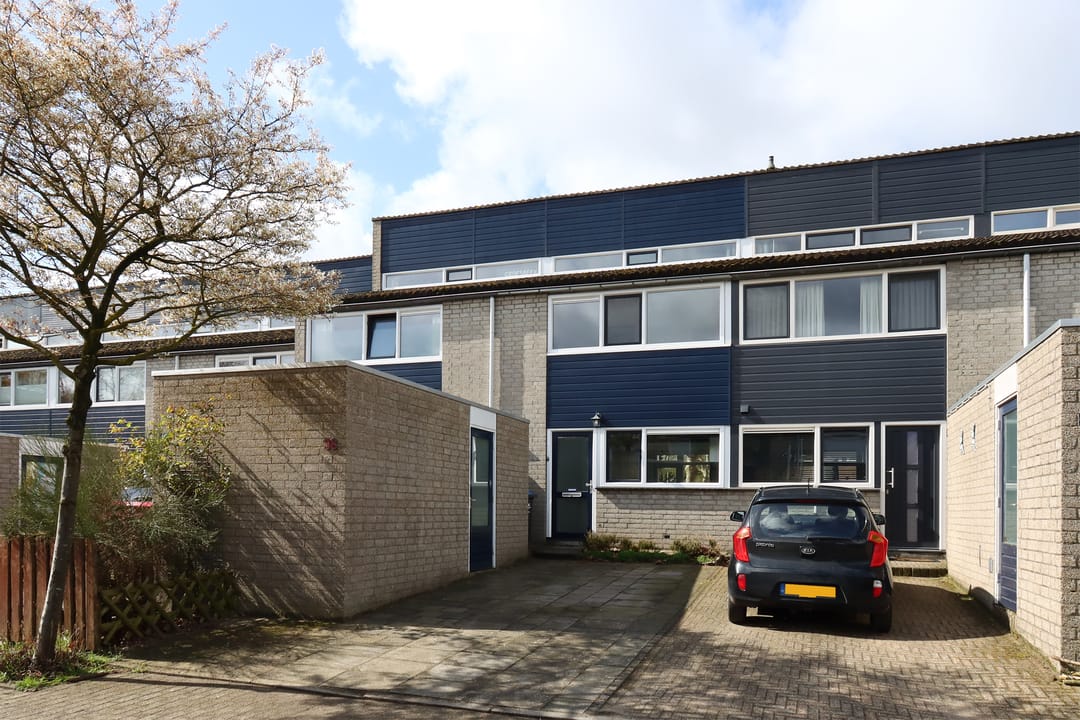 Photo 1 of van de Veldeweg 38