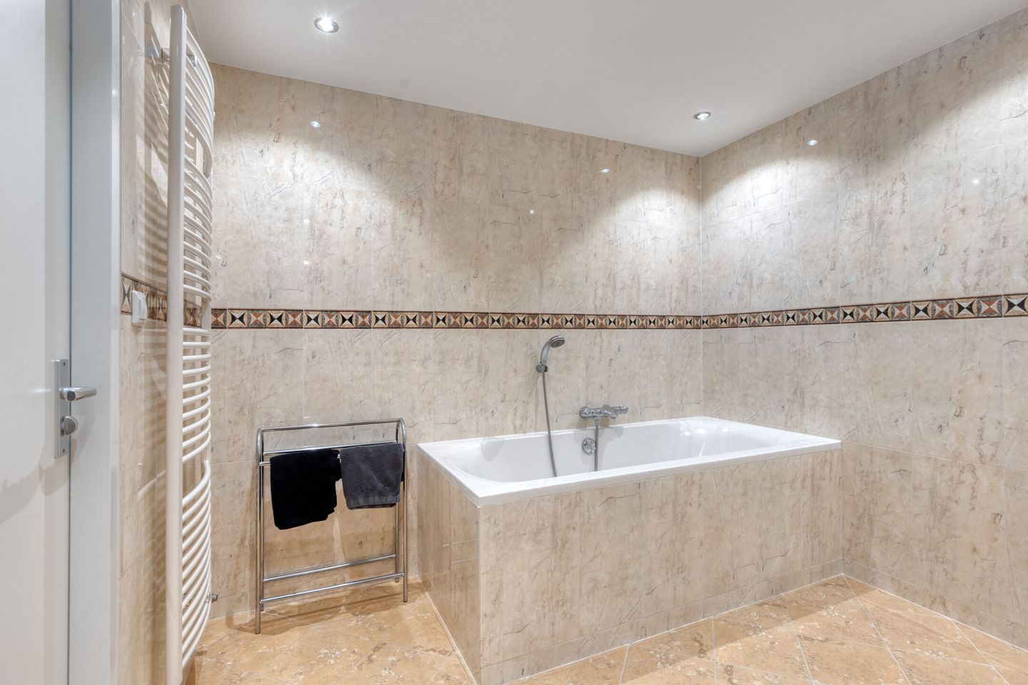 Foto 25 van Lenastroom 29