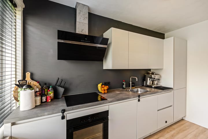 Photo 2 of Bremstraat 35