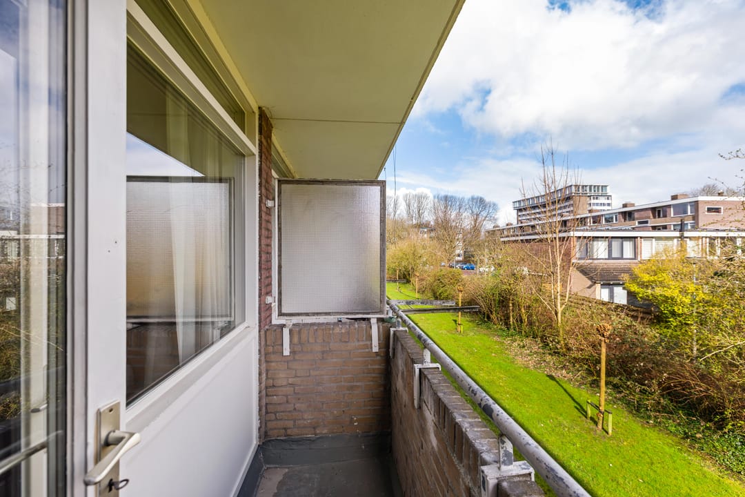 Ready-to-move-in apartment with two bedrooms in popular Selwerd — 15