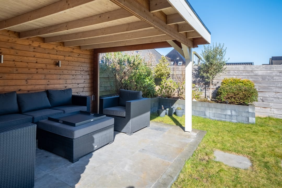 Luxury semi-detached home with Bulthaup kitchen and A+++ energy label in Leek — 44