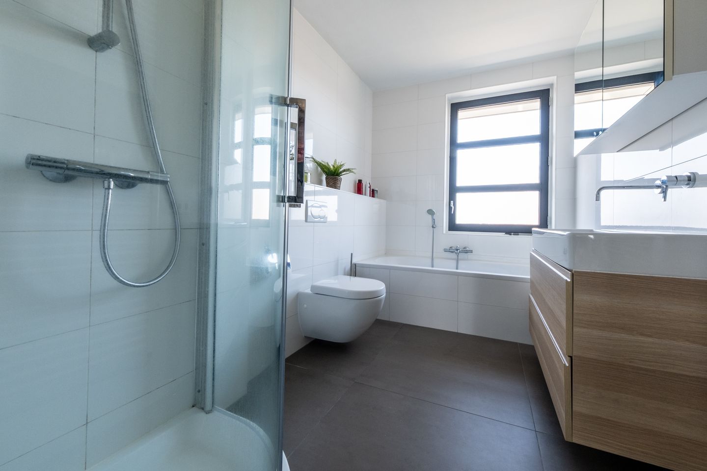 Luxury semi-detached home with Bulthaup kitchen and A+++ energy label in Leek — 33