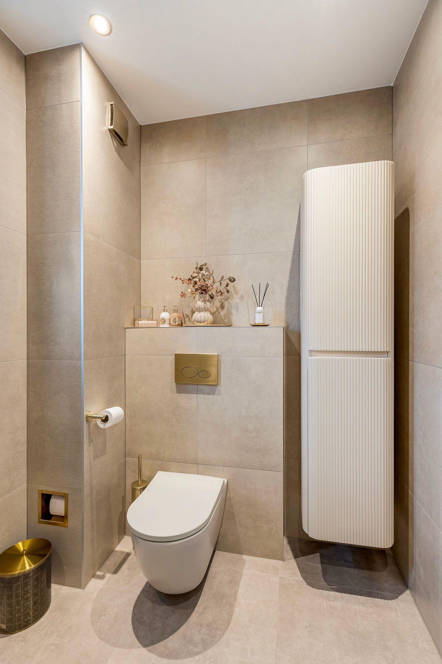 Modern family home in a quiet location in Pendrecht — 34