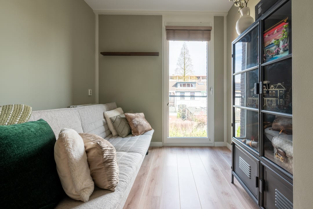 Foto 17 van Van Hoevestraat 15