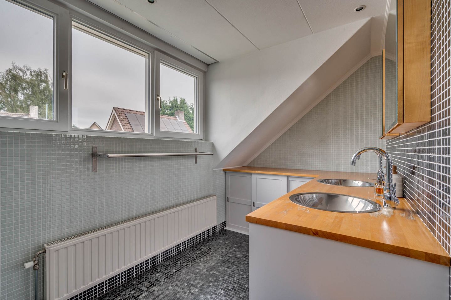 Photo 49 of Elmpterbaan 10-A