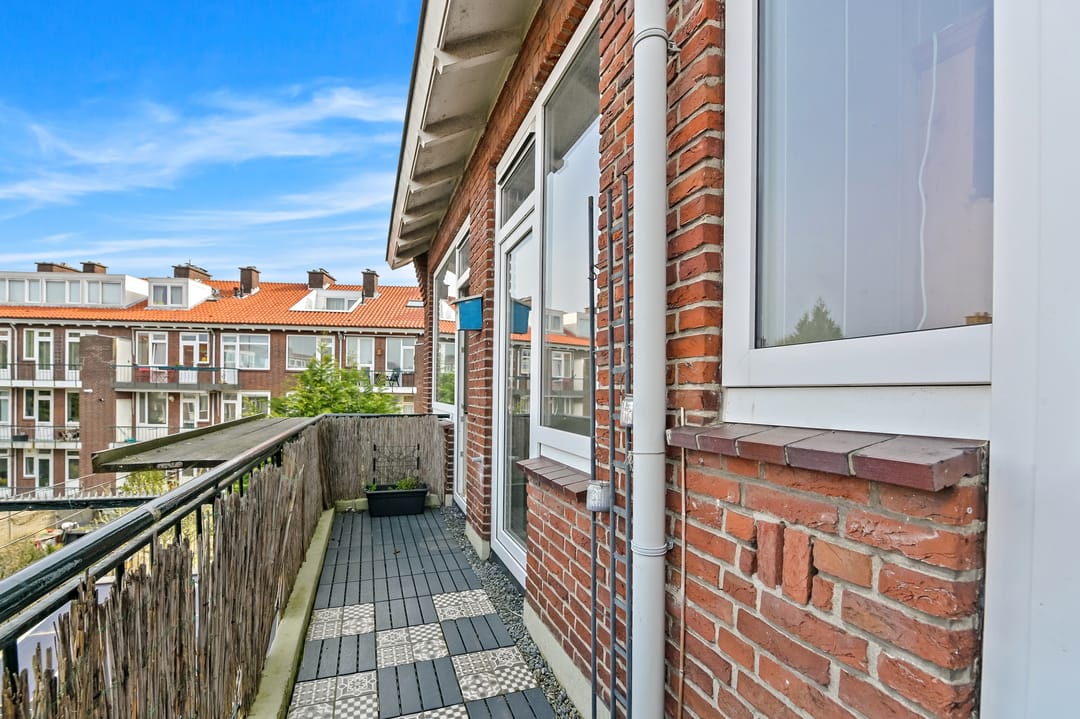 Spacious double upper apartment with multiple bedrooms near Oud-Rijswijk centre — 17