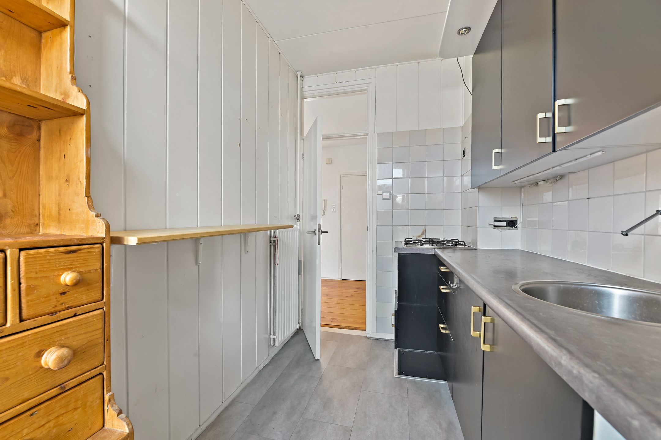 Spacious double upper apartment with multiple bedrooms near Oud-Rijswijk centre — 15