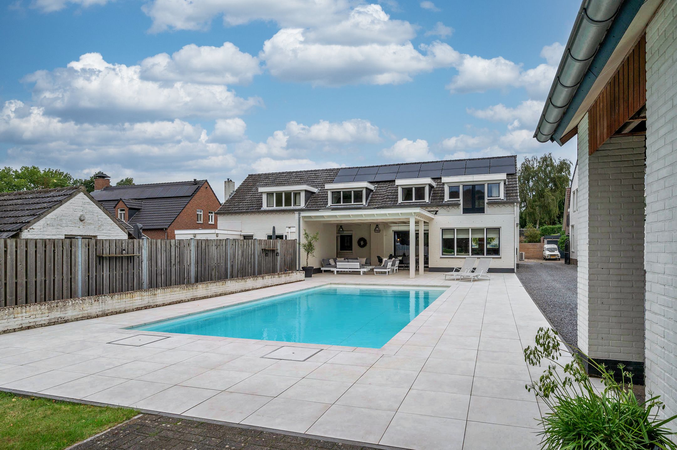 Photo 102 of Elmpterbaan 10-A