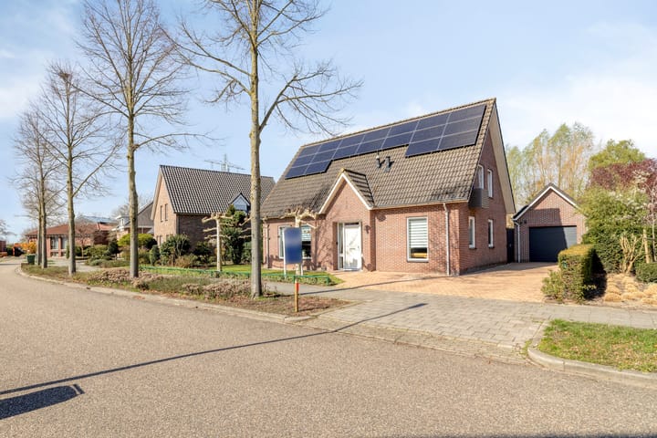 Foto 2 van Veldbloemstraat 10