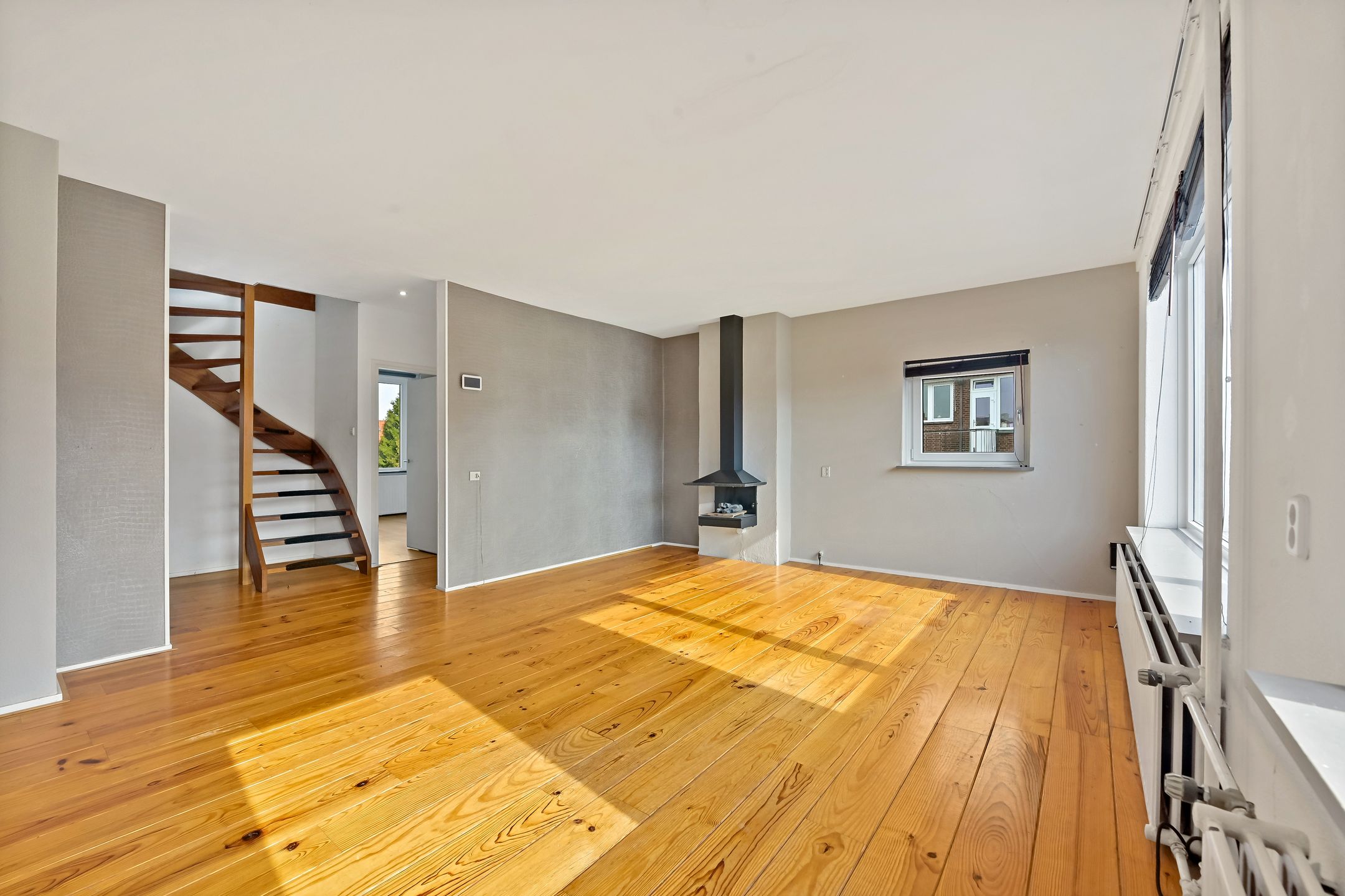 Spacious double upper apartment with multiple bedrooms near Oud-Rijswijk centre — 12