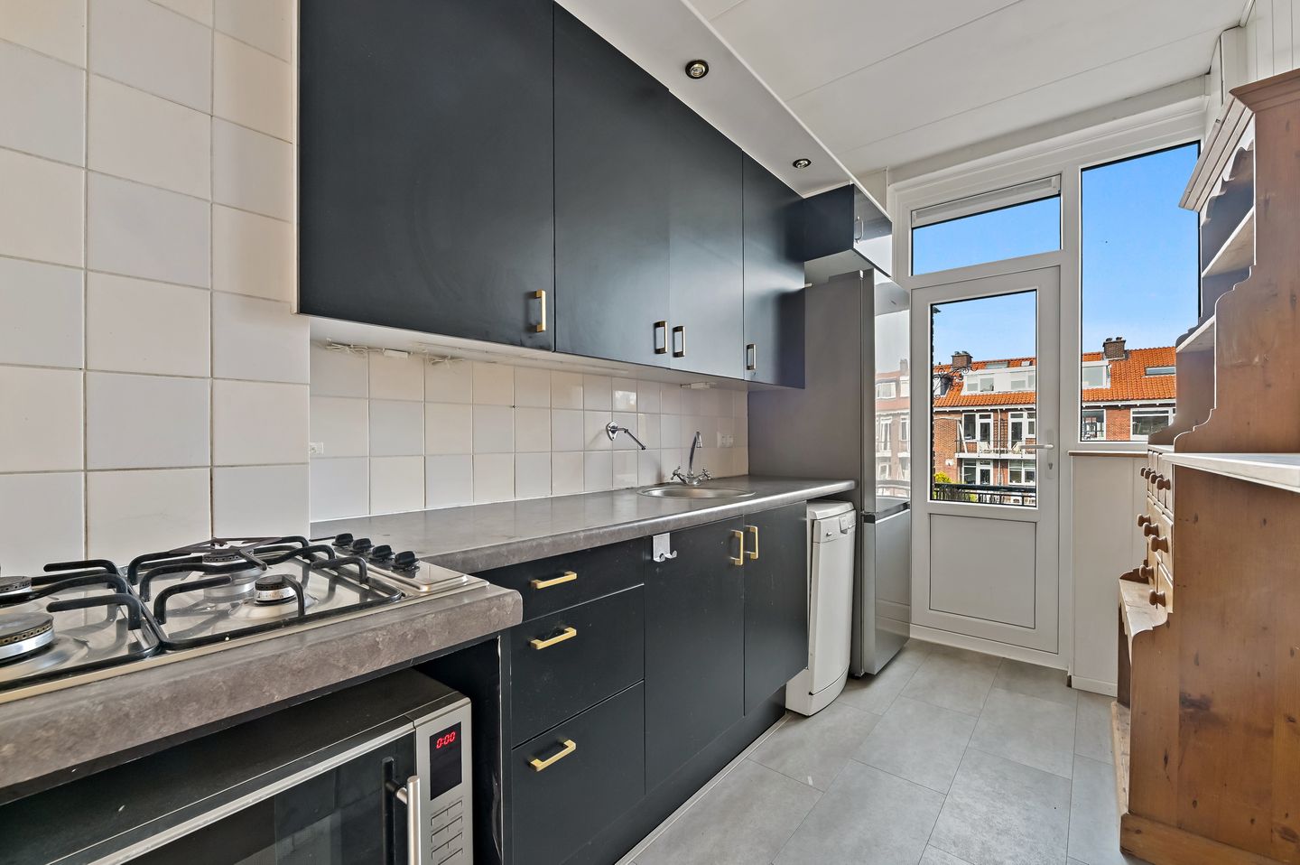 Spacious double upper apartment with multiple bedrooms near Oud-Rijswijk centre — 14