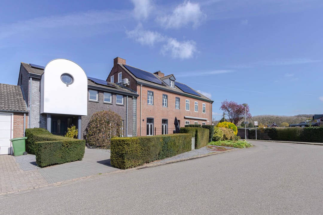 Photo 1 of Vonderstraat 4-A