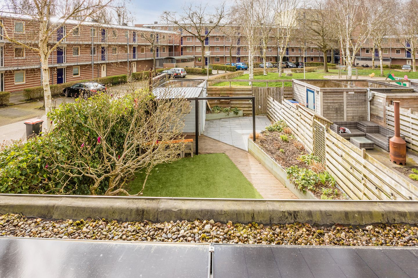Spacious Corner Home with 5 Bedrooms and Sunny South-Facing Garden in Zwolle-Zuid — 34