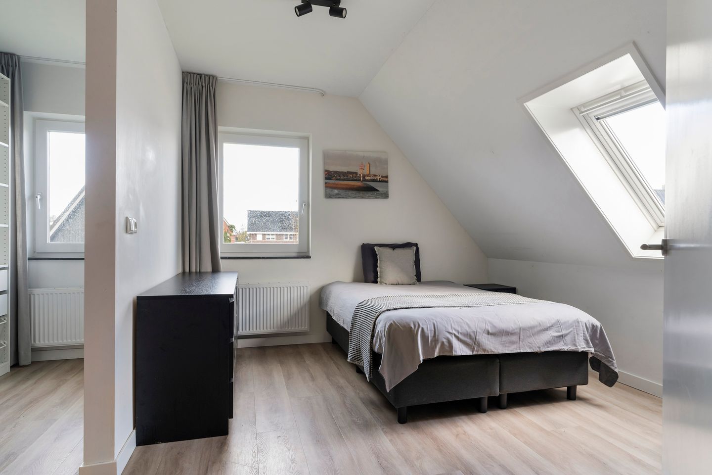 Modern Waterfront Semi-Detached Home with Private Moorings in Franeker — 22