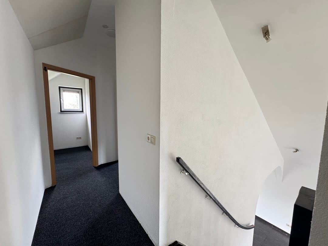 Detached Home with Four Bedrooms in Green Park Setting — 18
