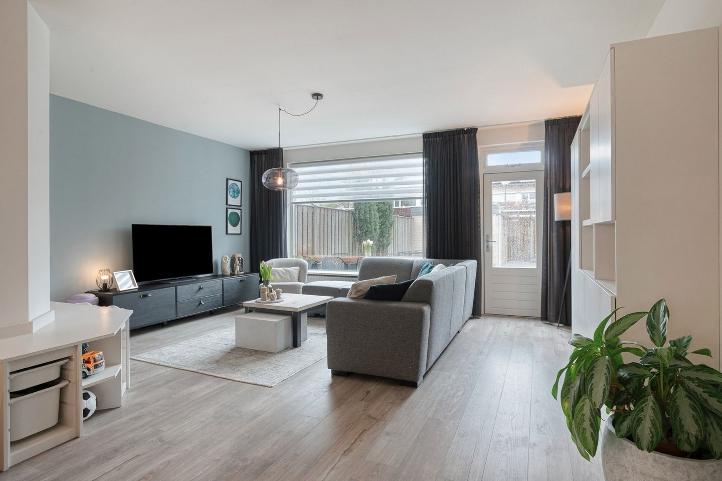 Foto 10 van Langenakker 112