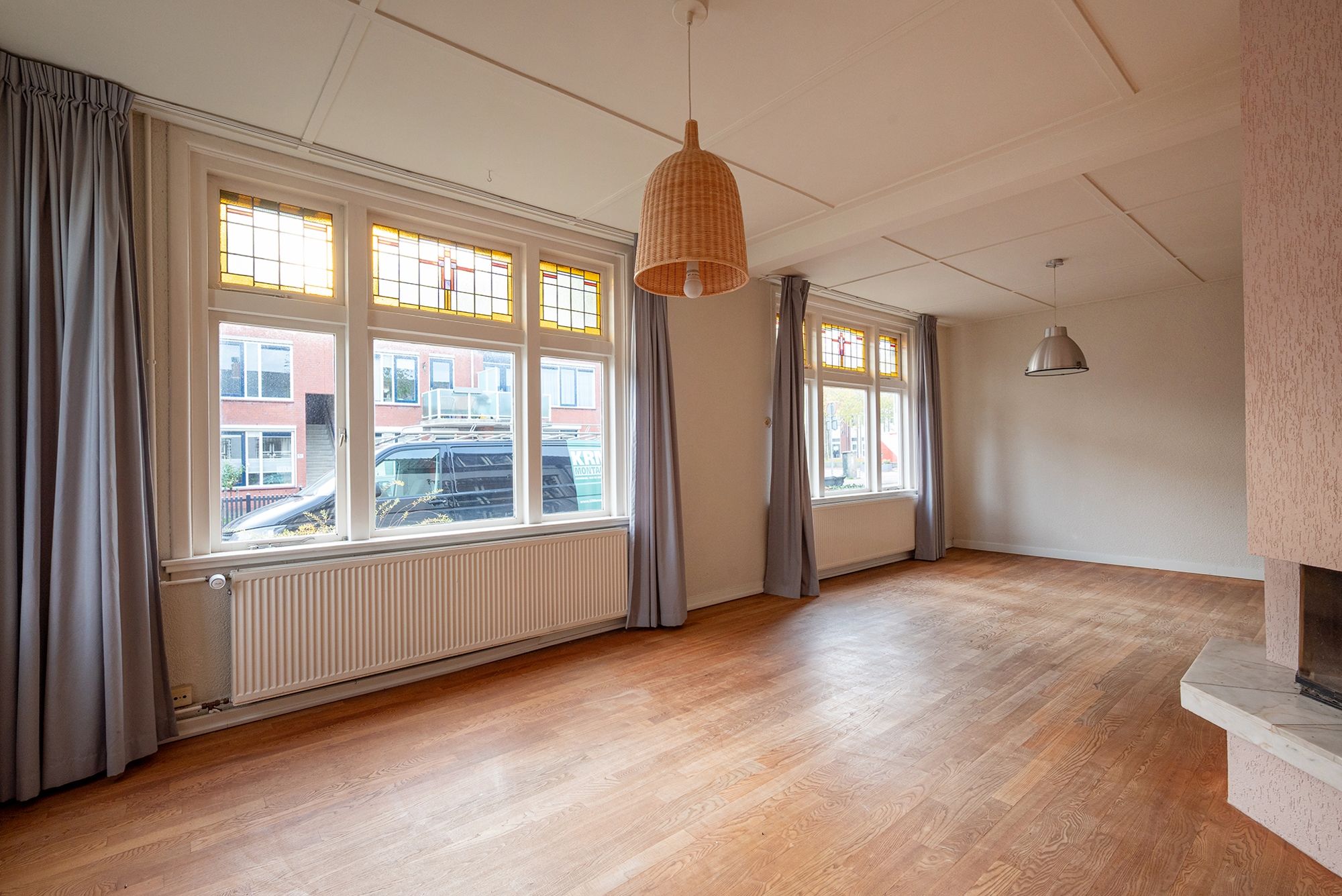 Spacious Characteristic Corner House with Private Parking in Central Nieuw-Vennep — 12