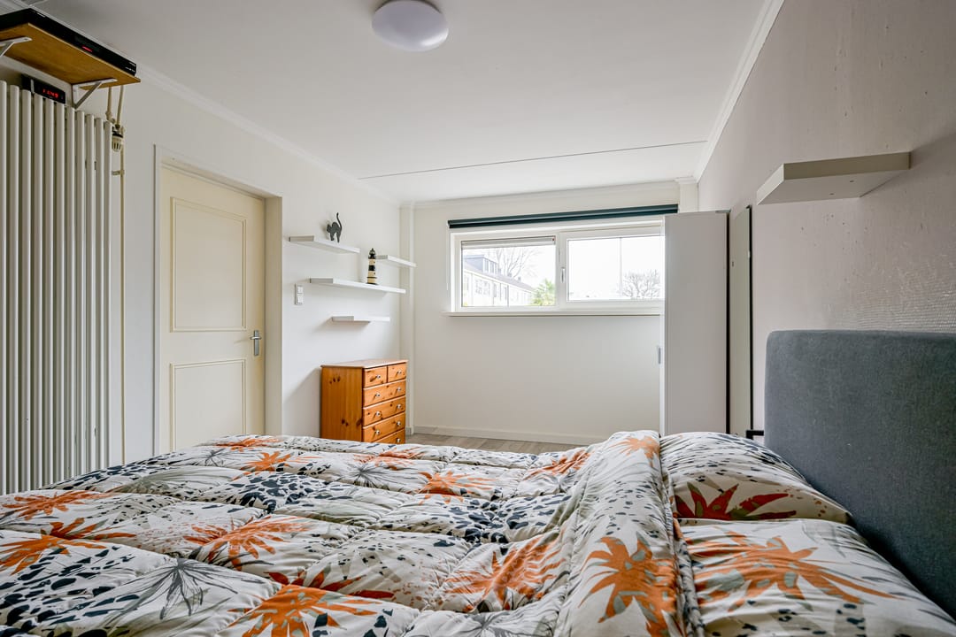 Foto 22 van Esdoornstraat 11