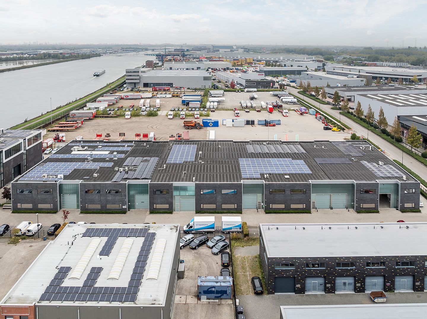 View photo 4 of Nieuwland Parc 319-a