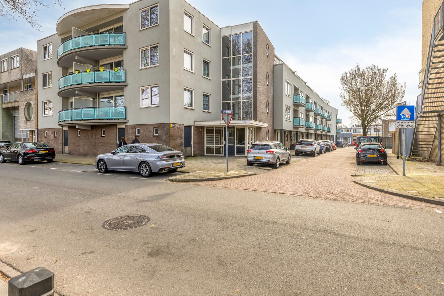 Photo 1 of Spuistraat 30