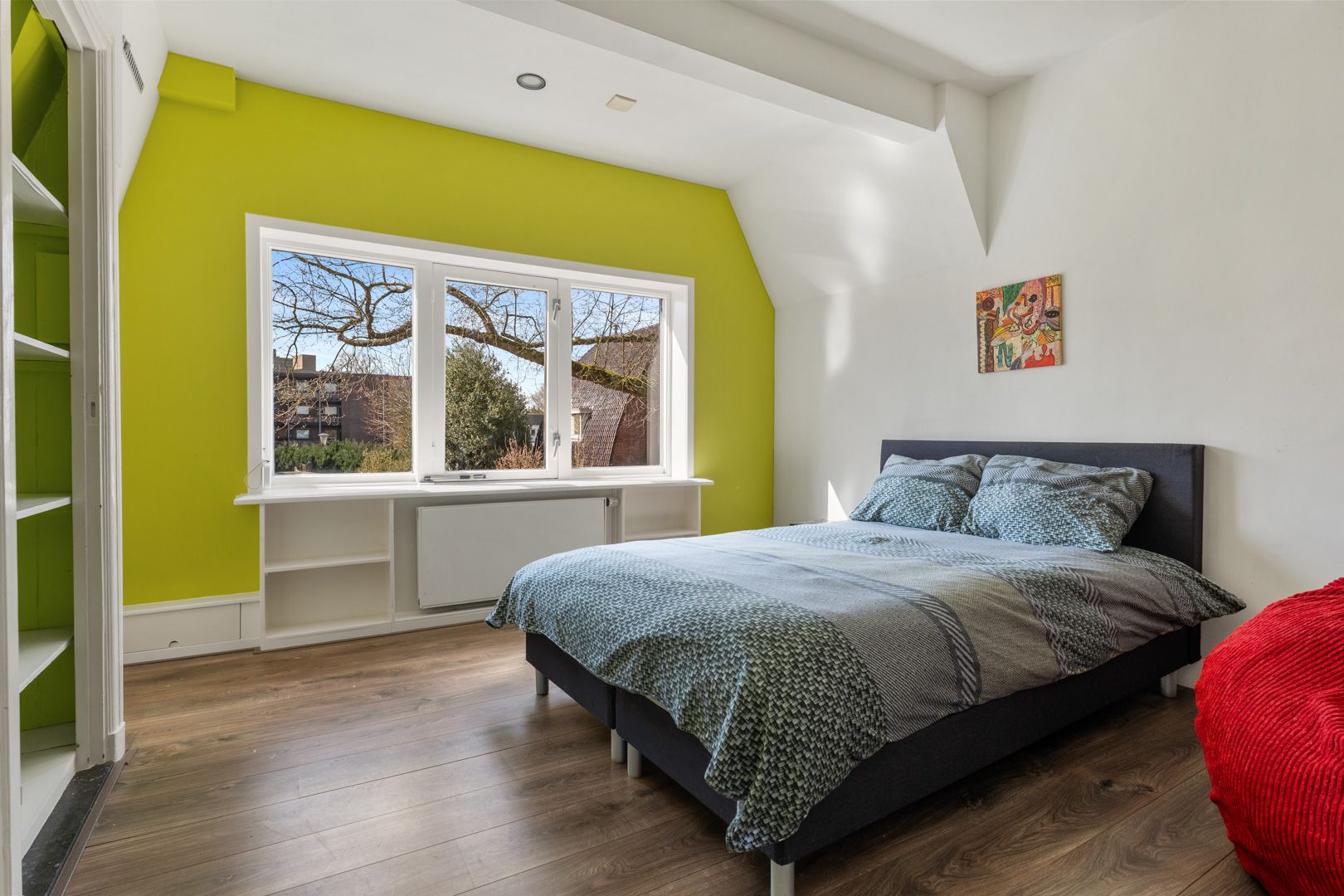 Characteristic and Spacious Semi-Detached Townhouse with Comfort and Charm — 20